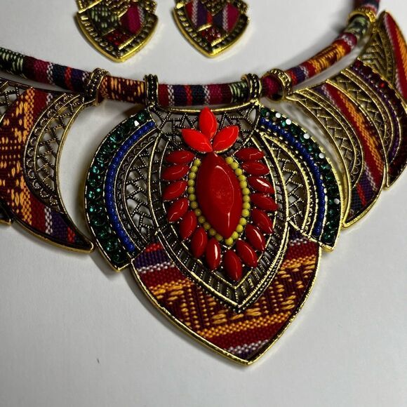 Bohemian Style Necklace and earrings set - Picture 8 of 14